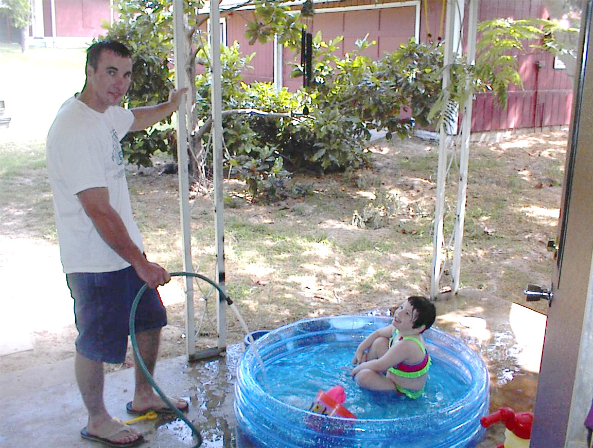 daddybrinapool.jpg