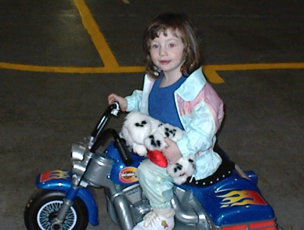motorcyclechick.jpg
